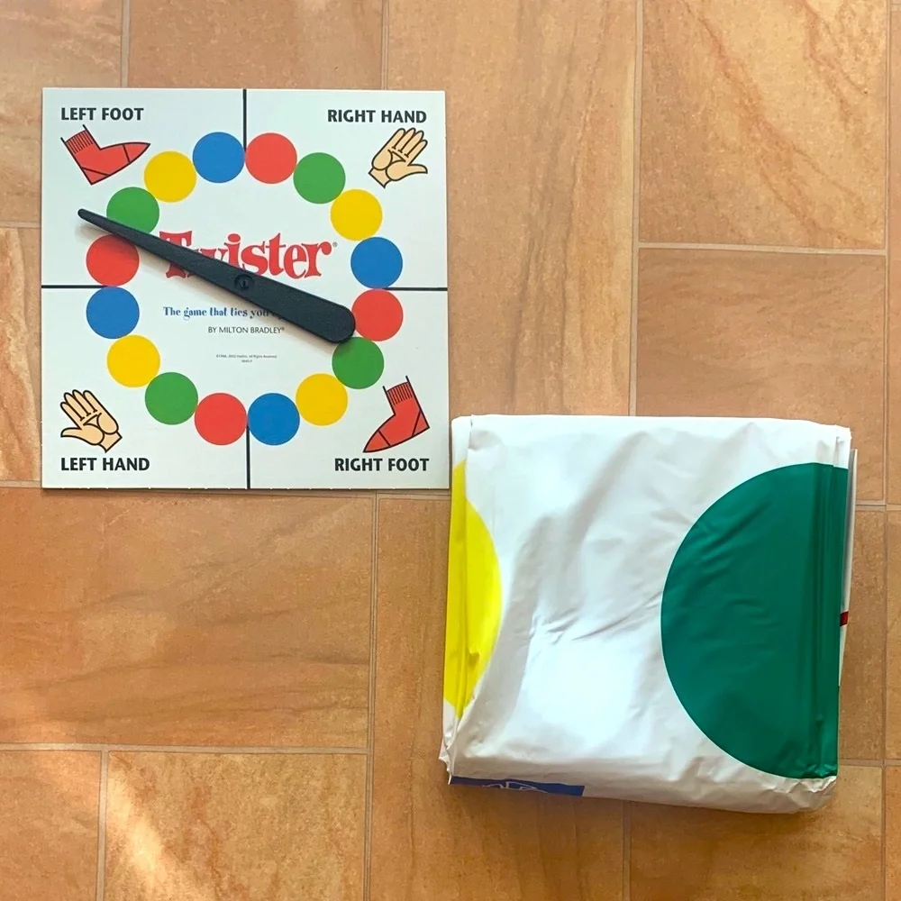 Vintage Milton Bradley Twister Kids Classic Interactive Family Party Board Game